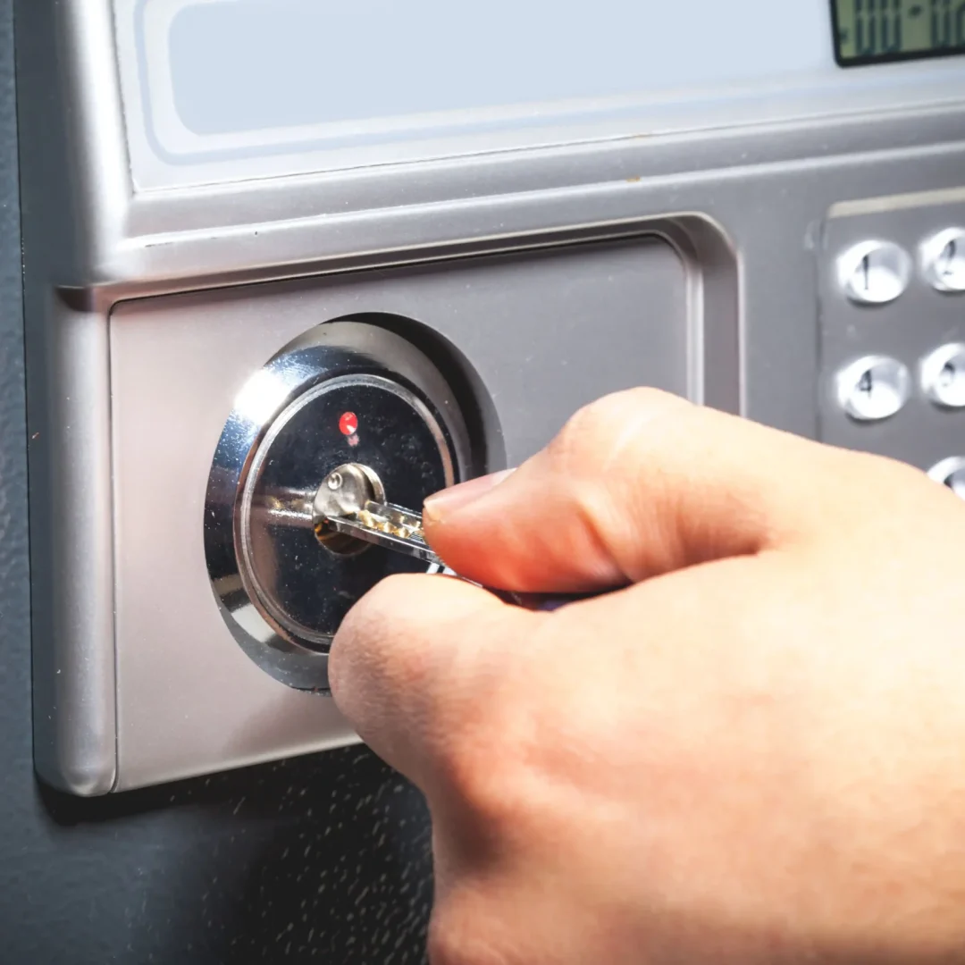 Apertura Cassaforte Bloccata - Soluzioni professionali H24 per l’apertura della tua cassaforte bloccata - Fabbro San Donà di Piave Marcuzzo Mirco